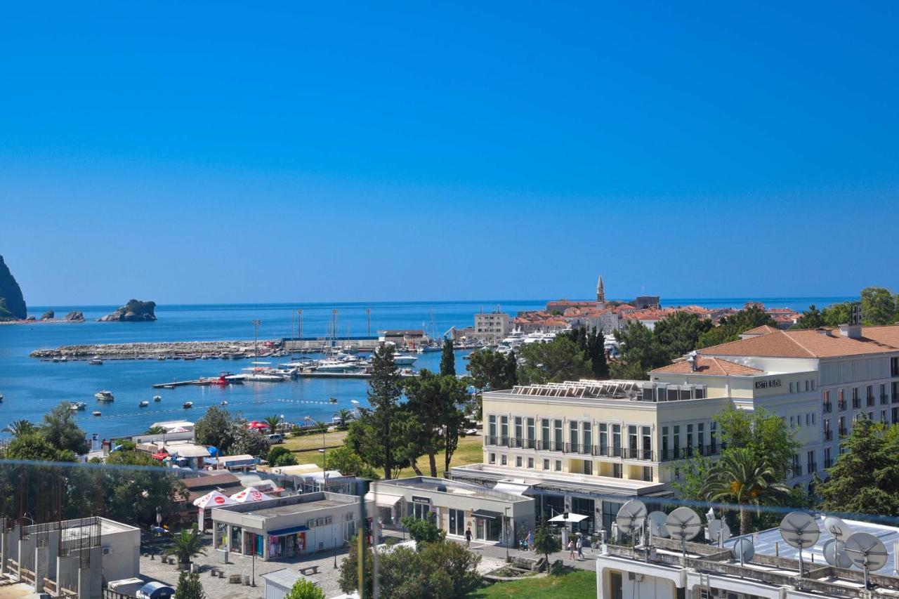 Daire Montenegrina Wow