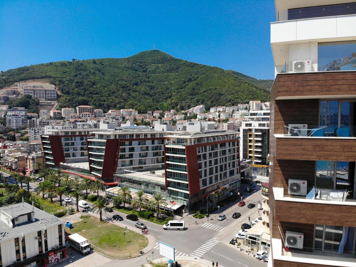Montenegrina Wow Budva
